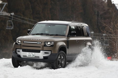 試乗インプレ 重く湿った雪の斜面もガンガン走れる ディフェンダー は高機動4wdの筆頭 Car Watch