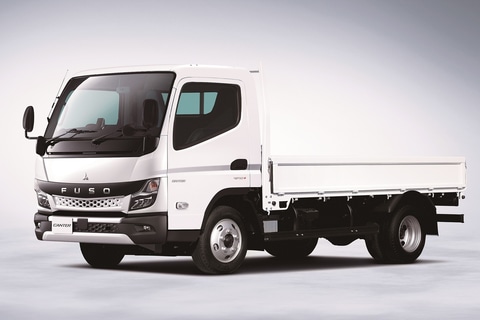 三菱ふそうトラック バス 小型トラック キャンター を21年施行法規に合わせて改良 Car Watch