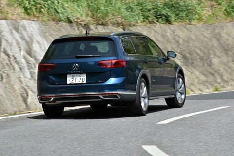 試乗インプレ マイチェンでどう進化した フォルクスワーゲンの新型 パサート オールトラック の美点とは Car Watch