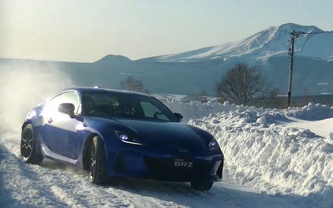 スバル 新型 Brz はfrだけど雪道でも安心して走れるのか ラリードライバー鎌田選手が確かめる動画公開 Car Watch