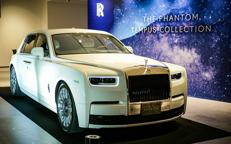 ロールス ロイス 日本に1台の ファントム テンパス コレクション 納車 Car Watch