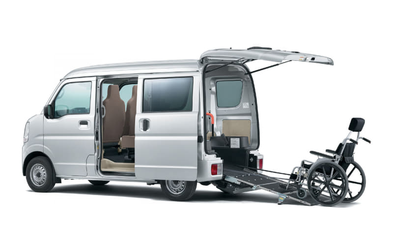 スズキ エブリイ エブリイワゴン を一部仕様変更 オートライトとespの全車標準装備など Car Watch