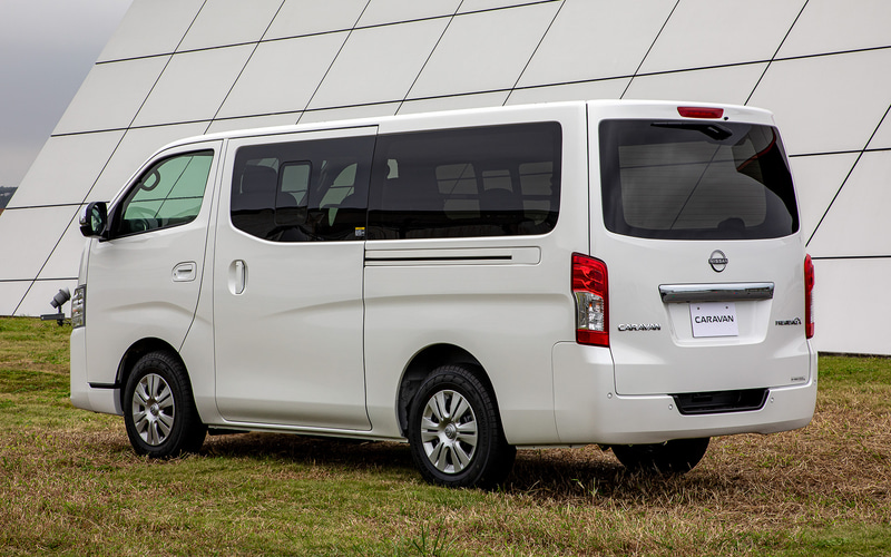 写真で見る 日産 キャラバン 21年マイチェン ガソリンモデル Car Watch