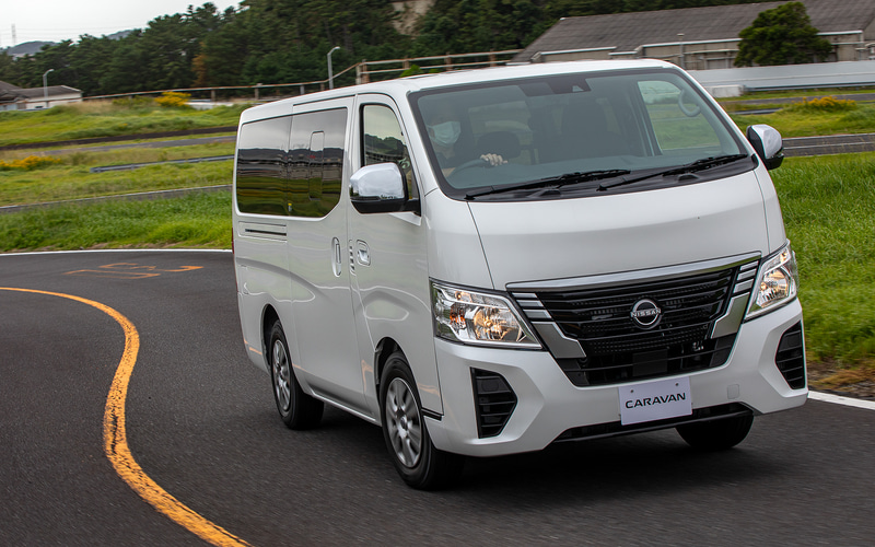 写真で見る 日産 キャラバン 21年マイチェン ガソリンモデル Car Watch