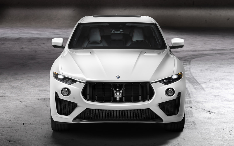 マセラティ My22モデル発売に合わせて レヴァンテ ハイブリッド を日本初導入 Car Watch