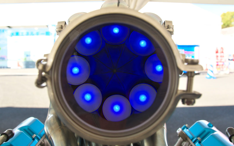 ヤマハ V型8気筒5 0リッター水素エンジンを世界初公開 8 1集合排気管によるハーモニックレーシングサウンド Car Watch ヤマハ V型8気筒5 0リッター水素エンジンを世界初公開 8 1集合排気管によるハーモニックレーシングサウンド Car Watch