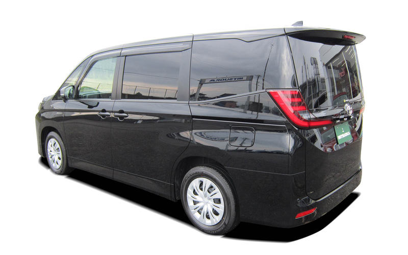 光岡自動車 新型 ノア ヴォクシー ベースに使い勝手を向上した 搬送車 Car Watch