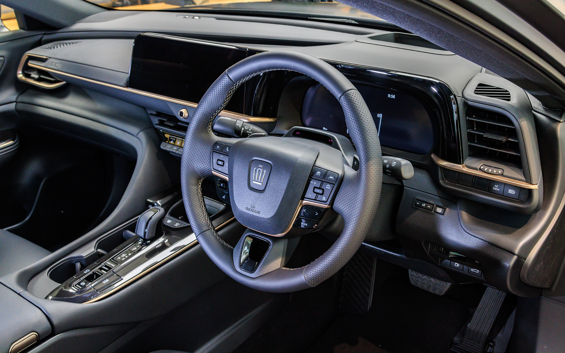 画像］トヨタ、クラウン専門店限定の特別な「クラウンクロスオーバー