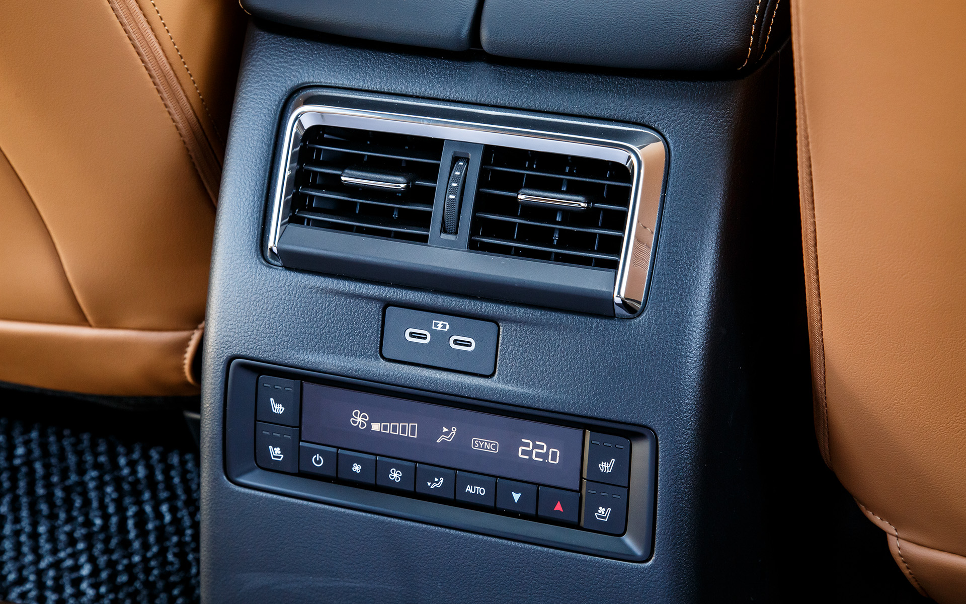 画像] 写真で見る マツダ新型「CX-80」（日本仕様）-