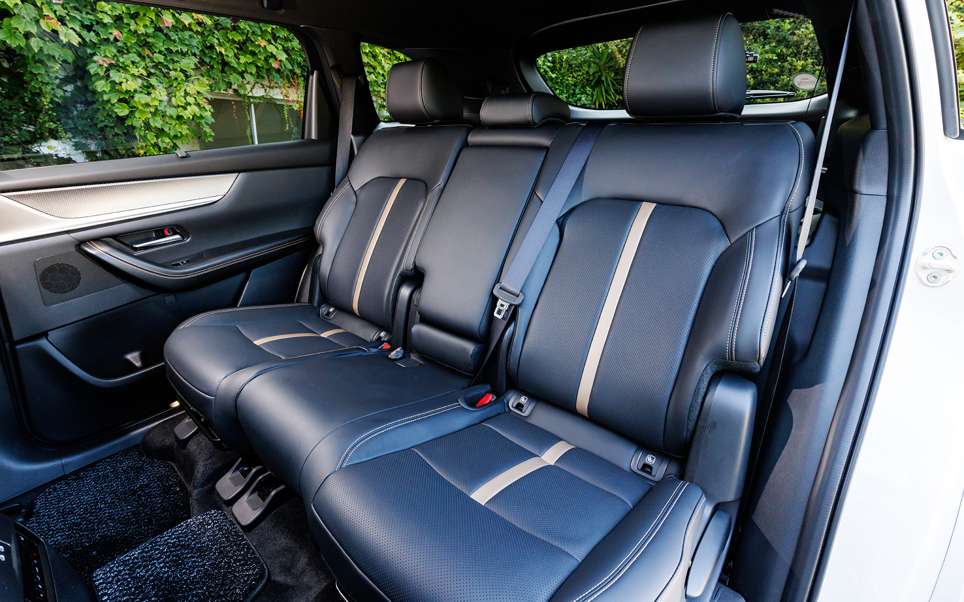 マツダ、新型「CX-80」公道初試乗 ロングドライブで感じたパワー