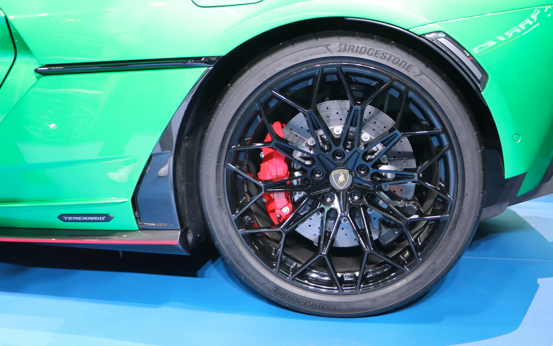 画像］ランボルギーニ、ハイブリッドのスーパースポーツ「テメラリオ