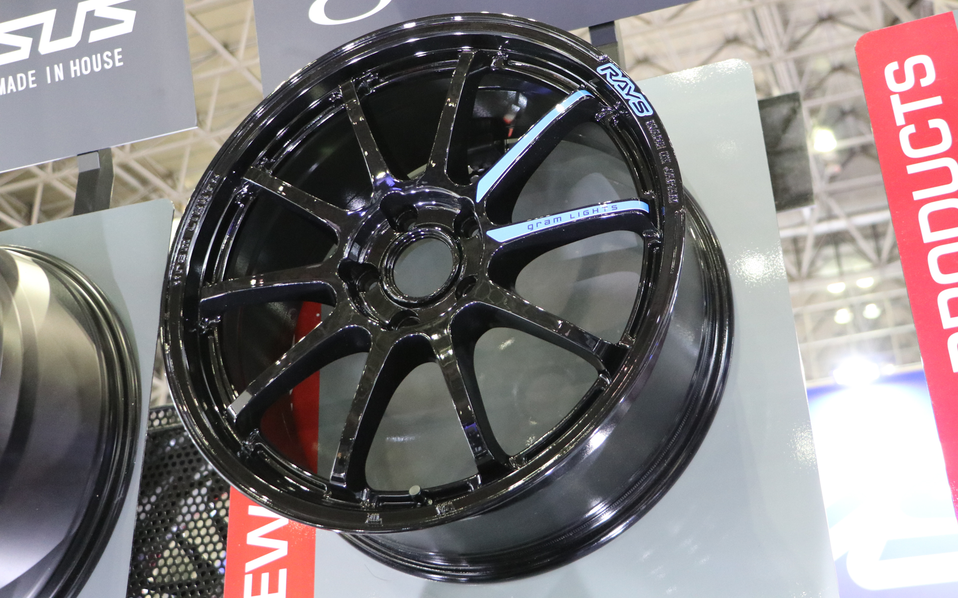 拡大画像］レイズ、23インチの「TE37GC」やクローム仕様の「57CR
