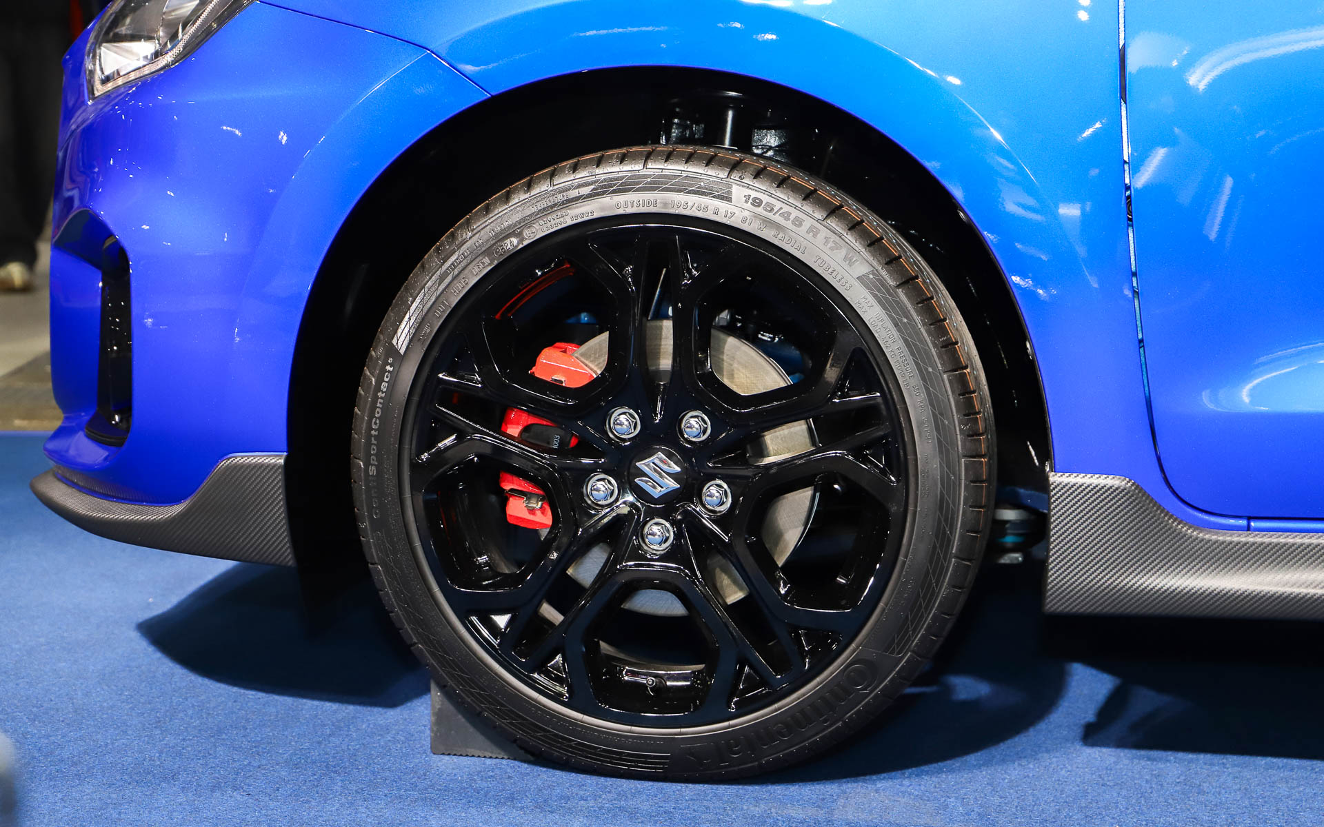 拡大画像］新型「フロンクス」のスタイリッシュなカスタマイズカーや