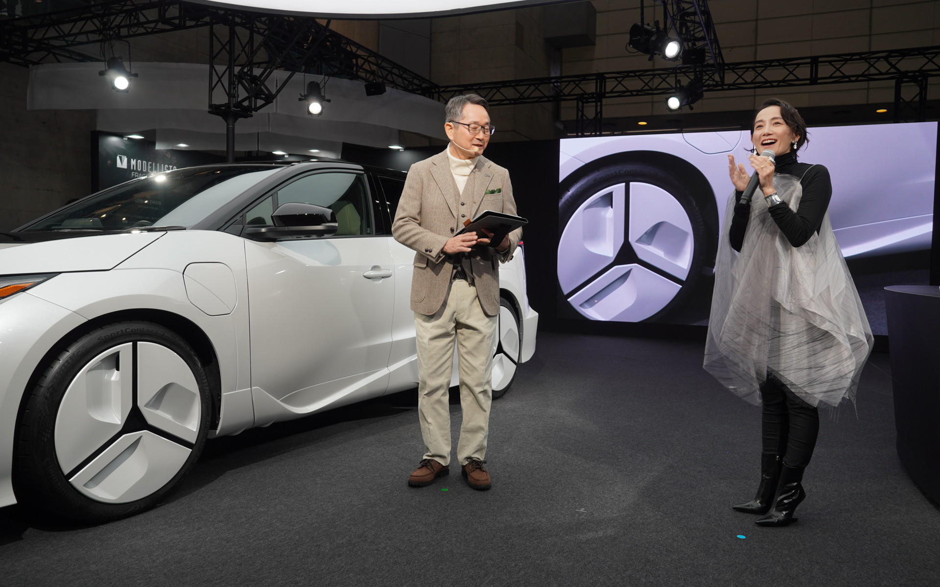 拡大画像］篠原ともえさんがデザインのもとになる「モデリスタ