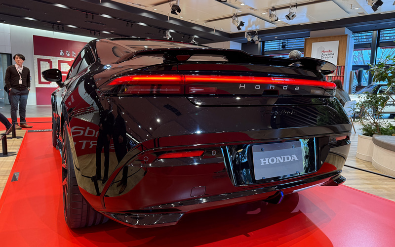 画像］ホンダ、「新型プレリュード プロトタイプ」を都内に展示