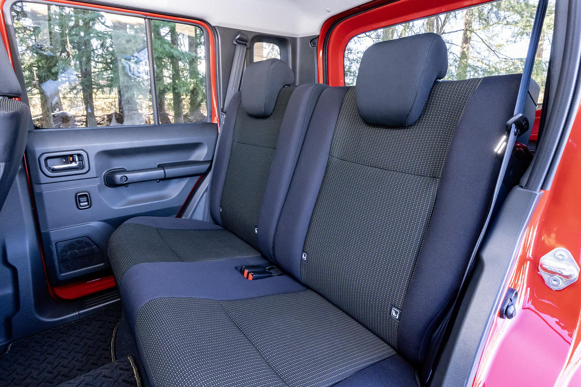スズキジムニー ジムニー 後部座席 リクライニング 美品 ジムニー JA11 