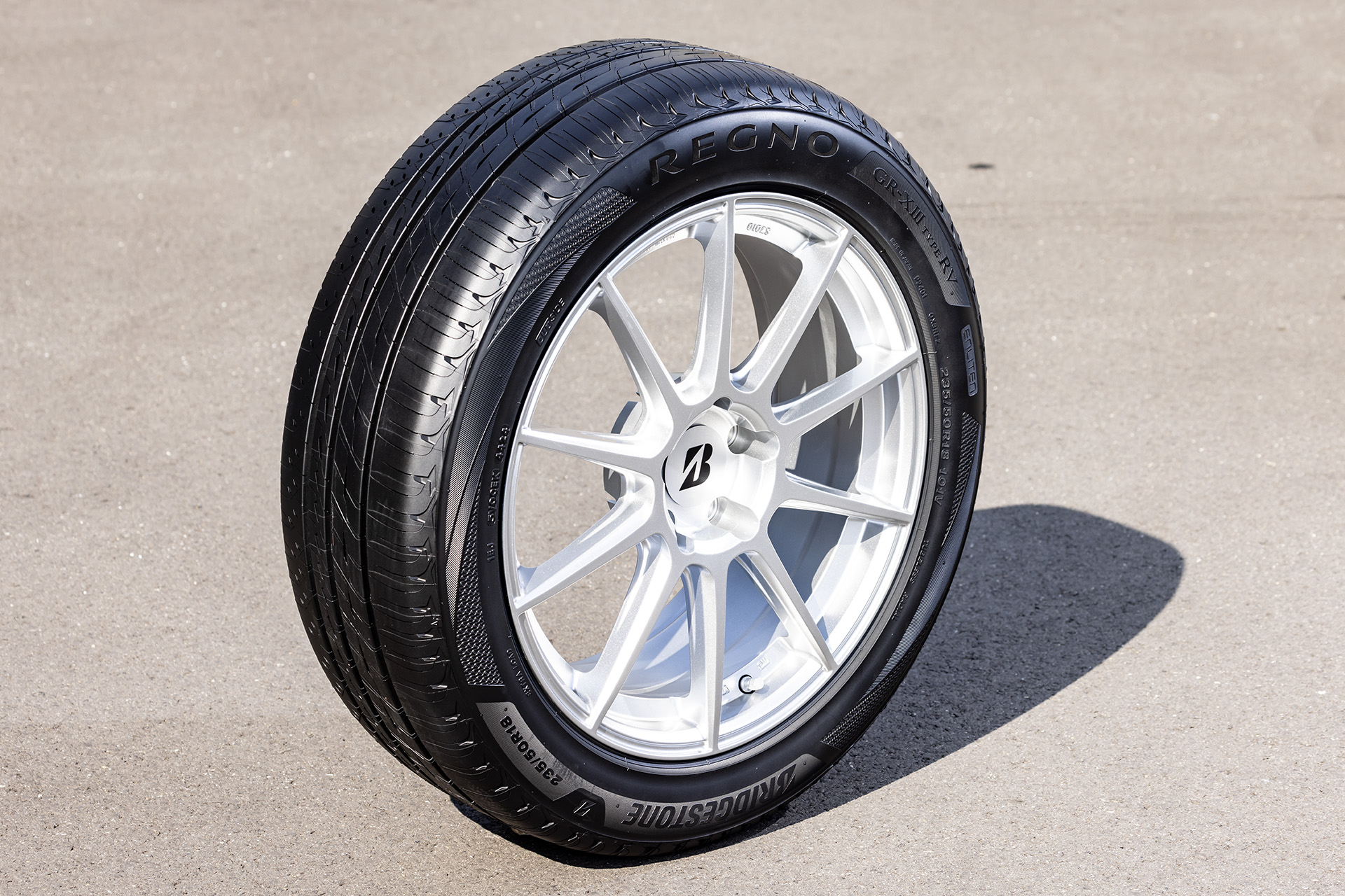 画像］【タイヤレビュー】ブリヂストン「レグノ GR-XIII TYPE RV