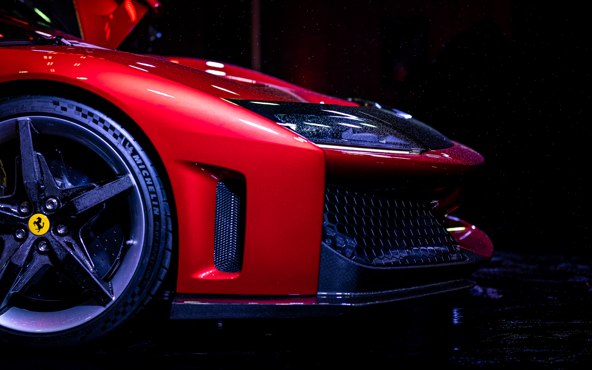 ✴︎SALE✴︎【新品MERIDIAN】「F80」フェラーリレッドモデル M-Auto Italiaで販売中のFerrari F80 | Ferrari Dealer