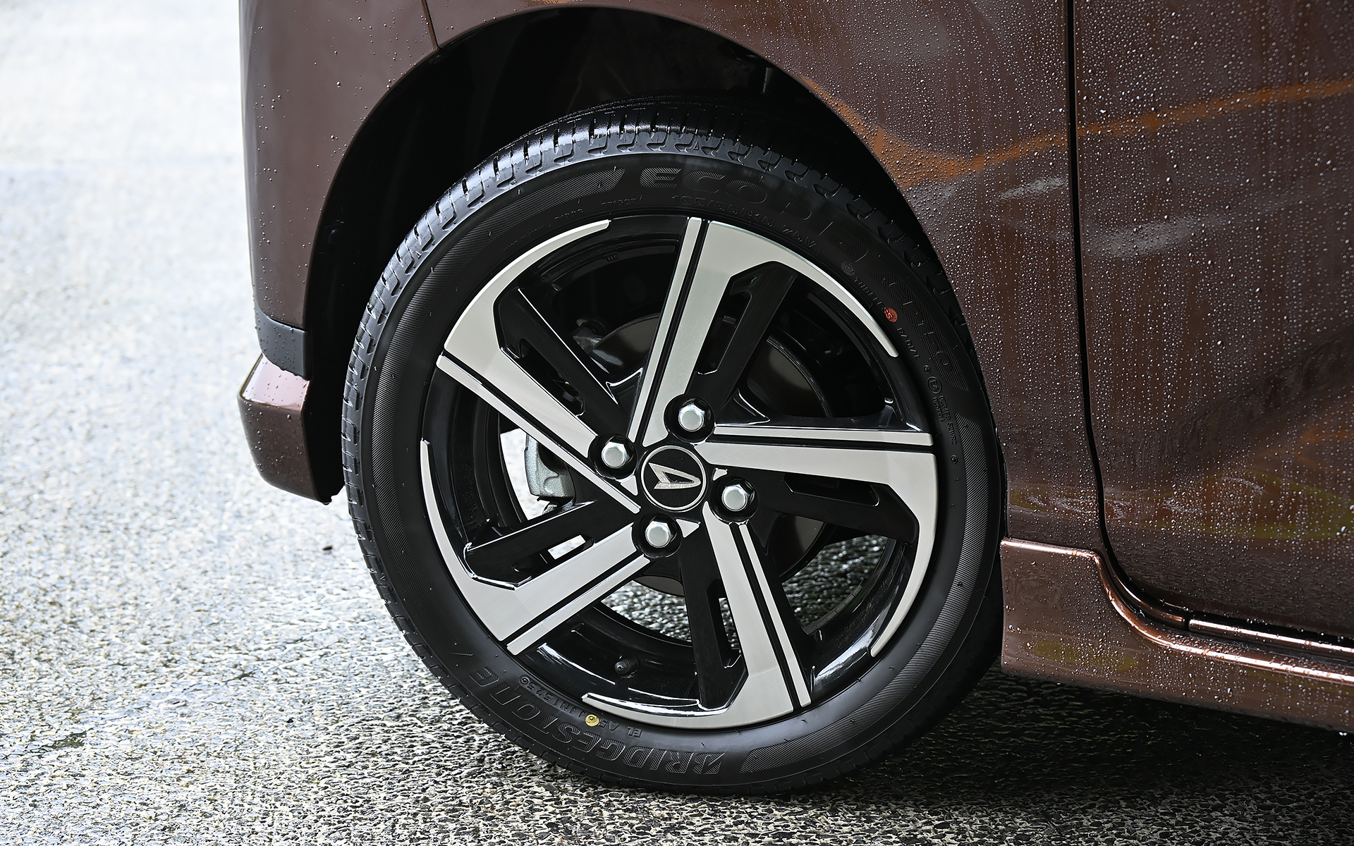 ダイハツの新型「ムーヴ」に初試乗 DNGA搭載で街中＆高速道路の走りは