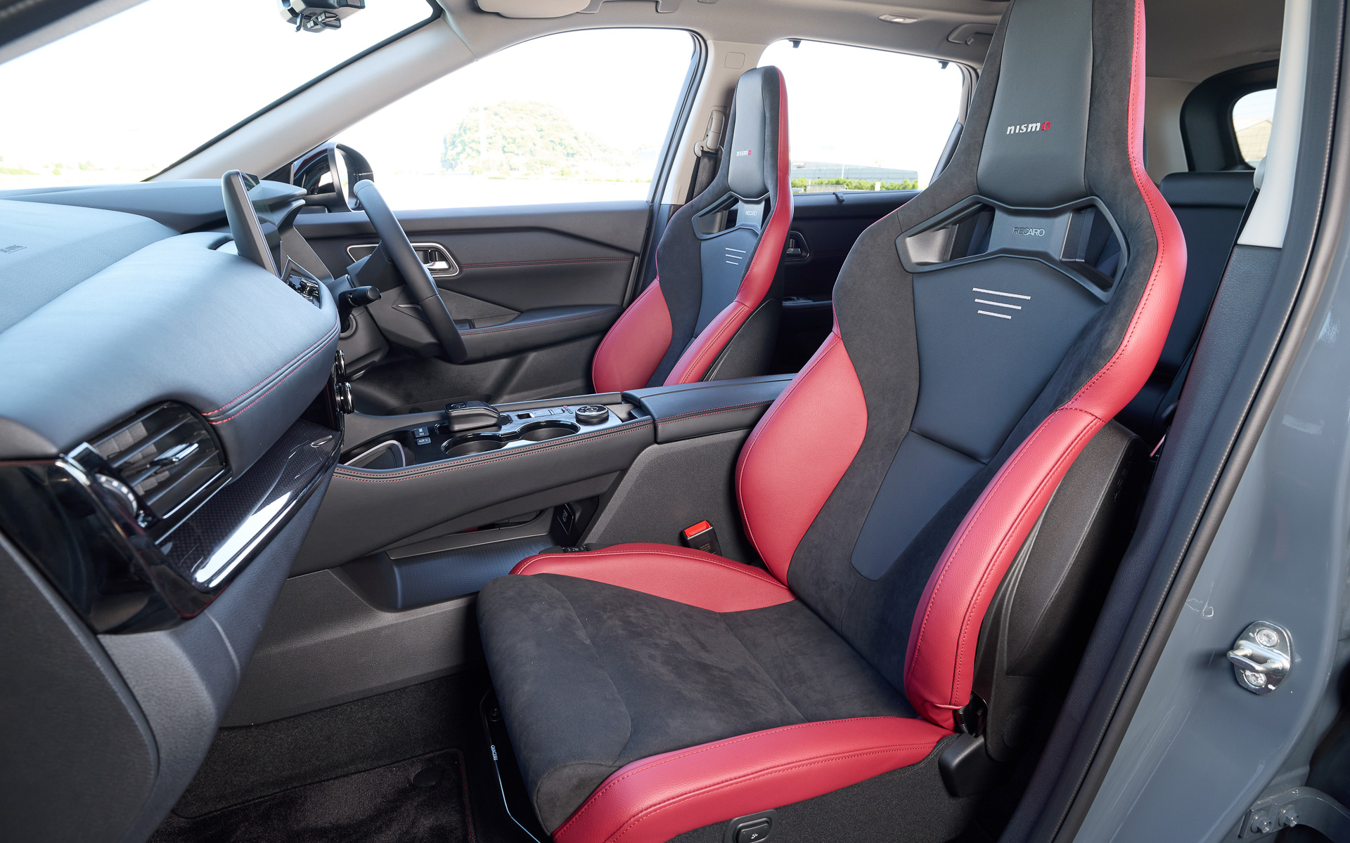 画像］日産、新型「エクストレイル NISMO」デビュー 541万6400円から