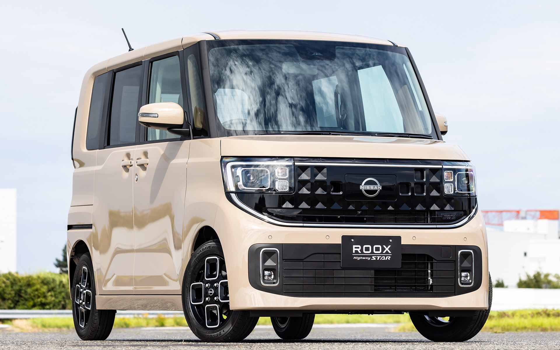 teloタープ looks ルークス 年一回限定 サンドカラー 画像] 写真で見る 日産新型「ルークス」（2025年フルモデルチェンジ）-