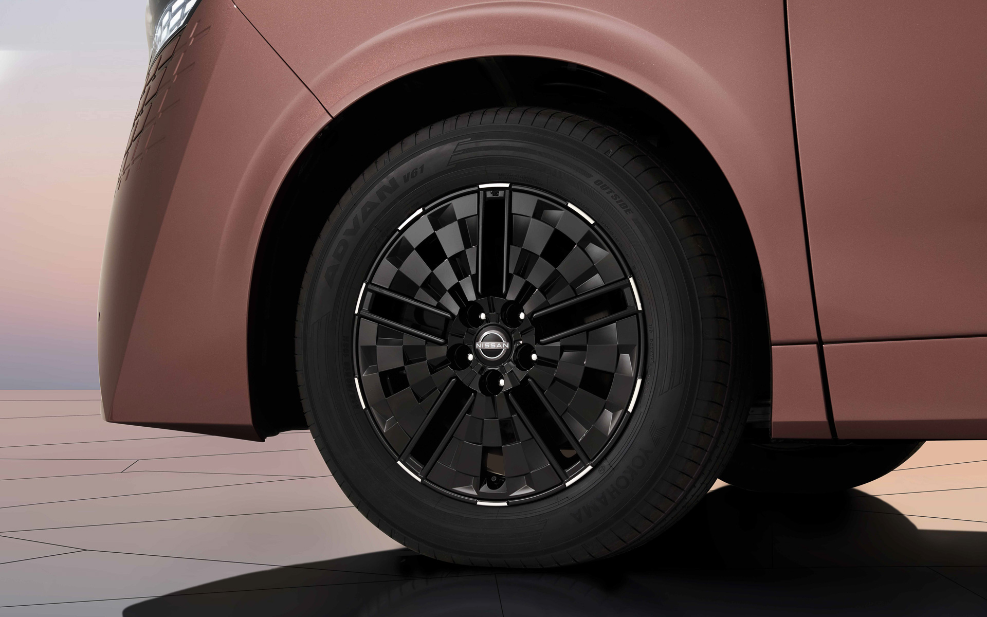 拡大画像］日産、新型「エルグランド」（4代目）を先行公開 第3世代e