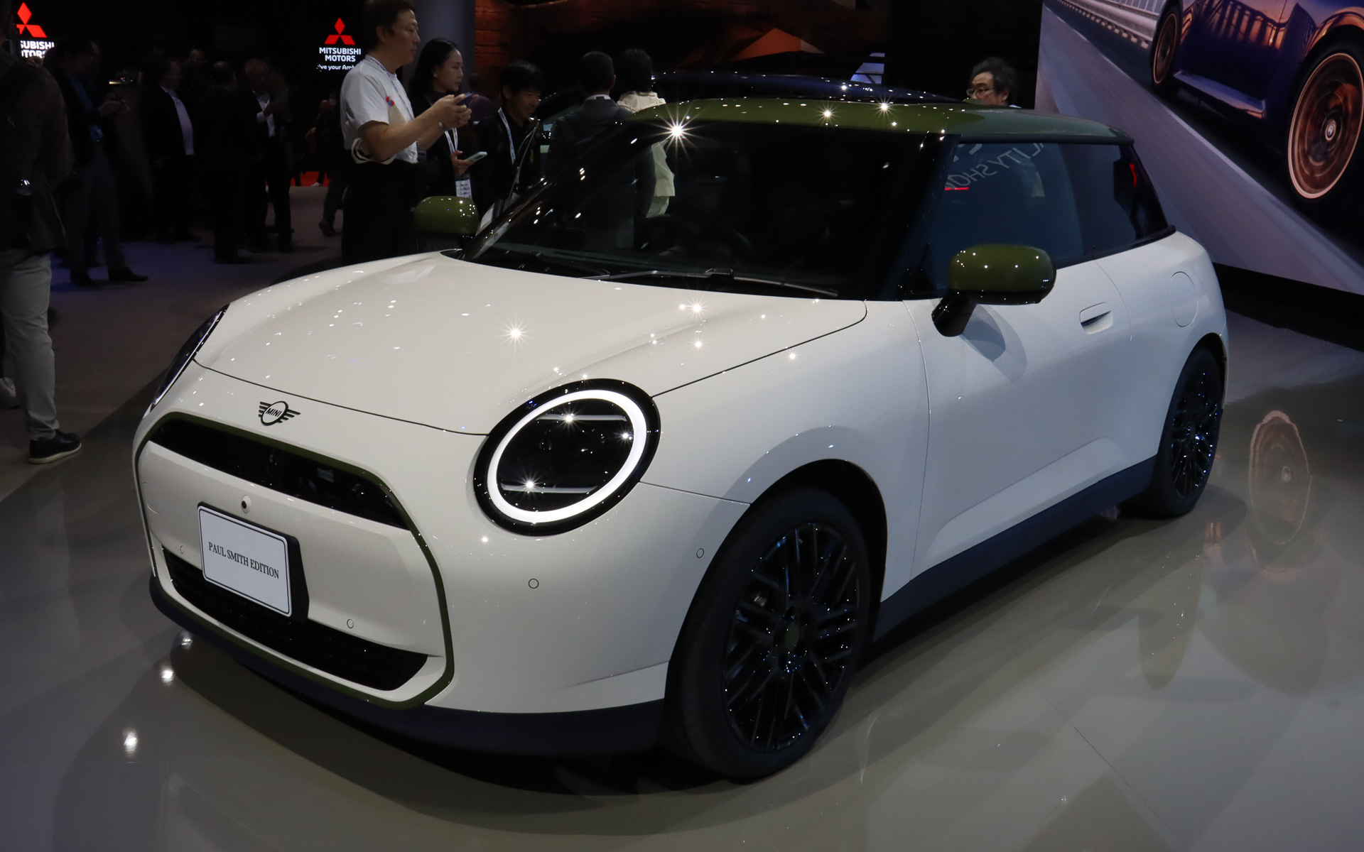 拡大画像］MINI、バッテリEVの特別仕様車「MINI ポール・スミス