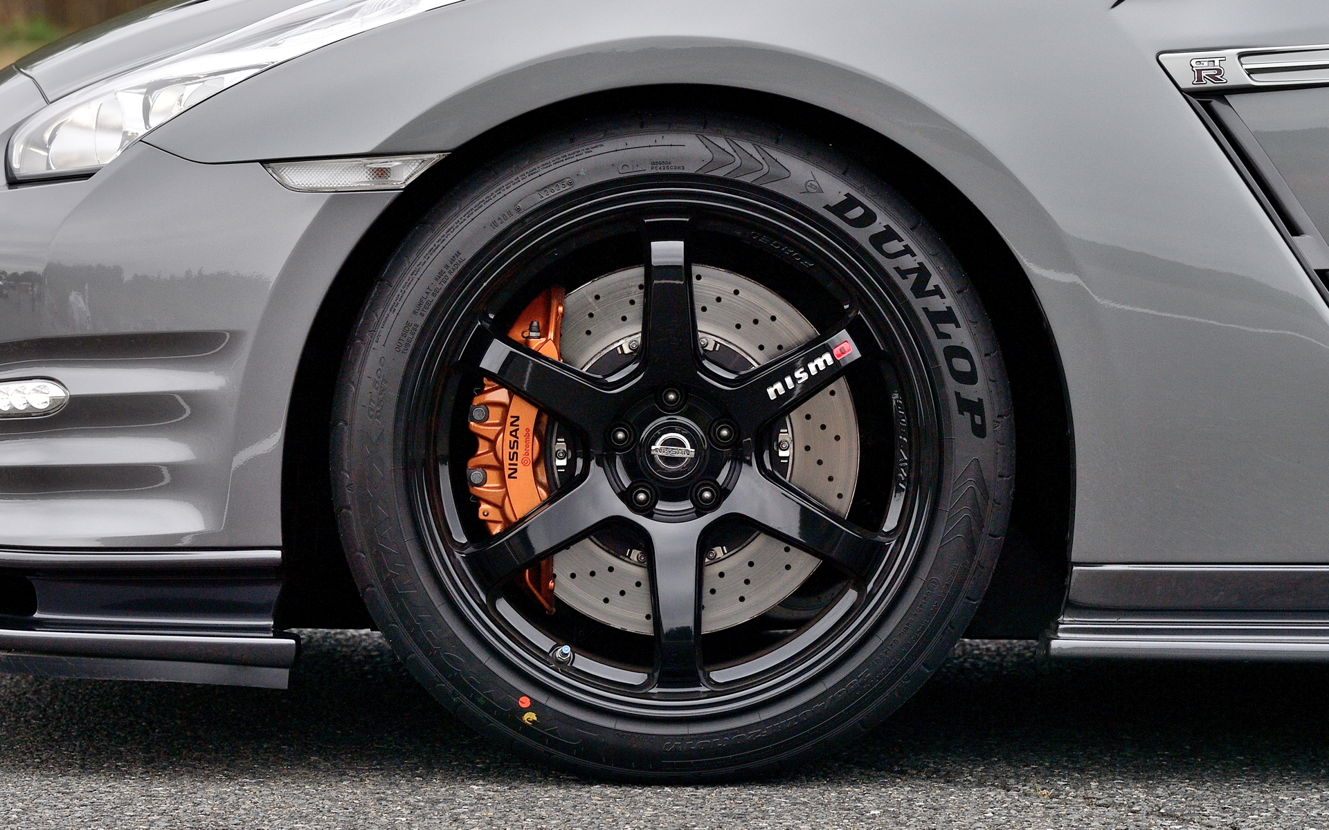 ニスモが最新の純正サスペンションでリフレッシュした「R35 GT-R
