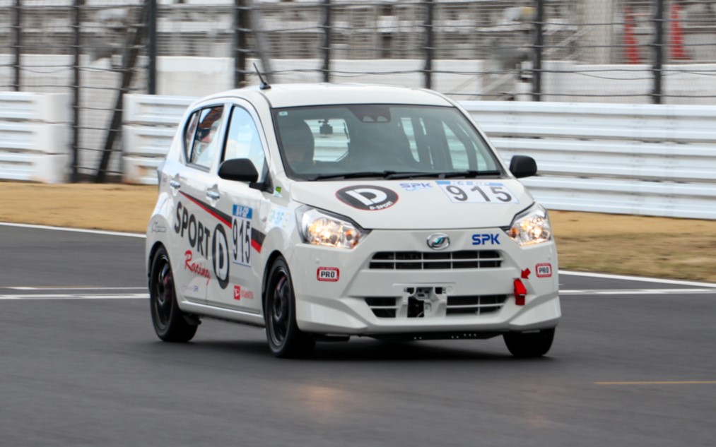 画像］5速MT×ターボ仕様「ミライース」でダイハツ井上雅宏社長がK4GP初