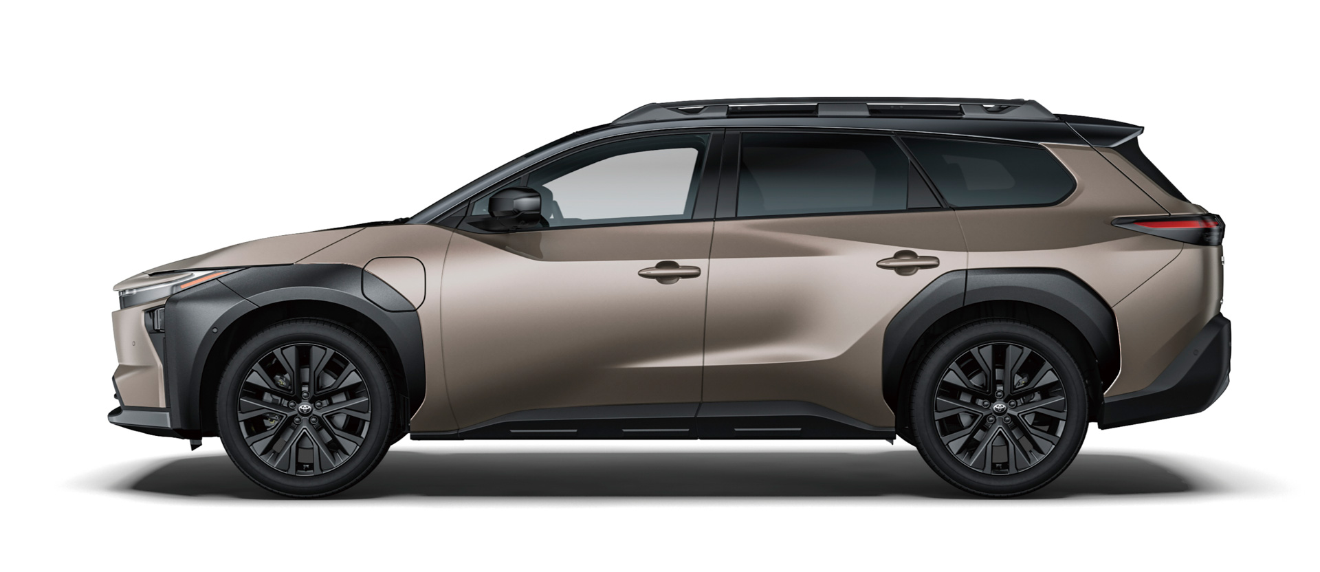画像］トヨタ、新型バッテリEV「bZ4Xツーリング」 FFが575万円、4WDが
