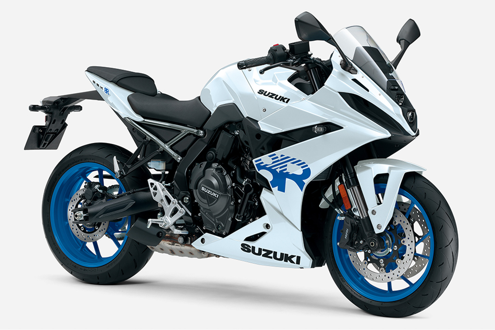 画像］スズキ、新色オレンジ追加など「GSX-8R」「GSX-8S」を一部仕様