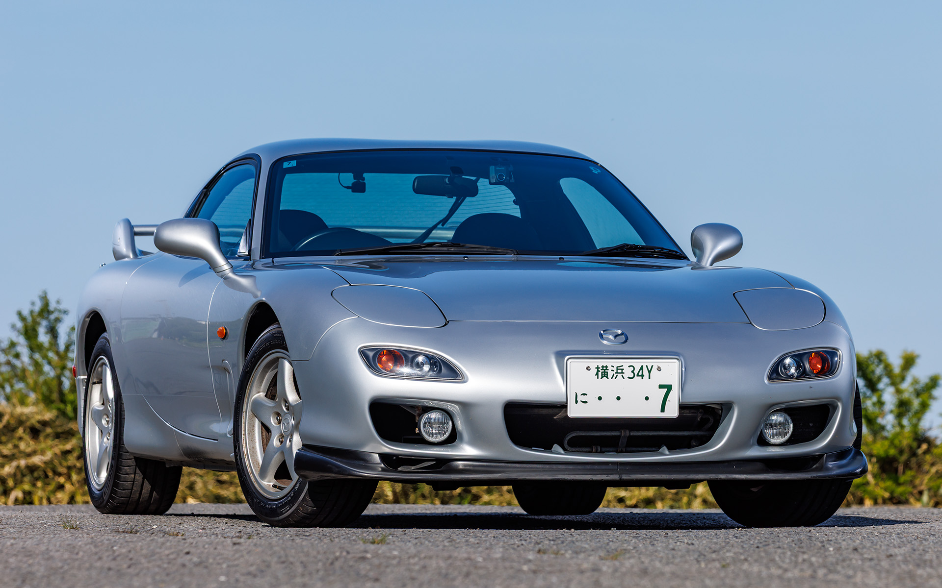 復活したマツダ「RX-7」 世界が称賛したスポーティなシルエットと