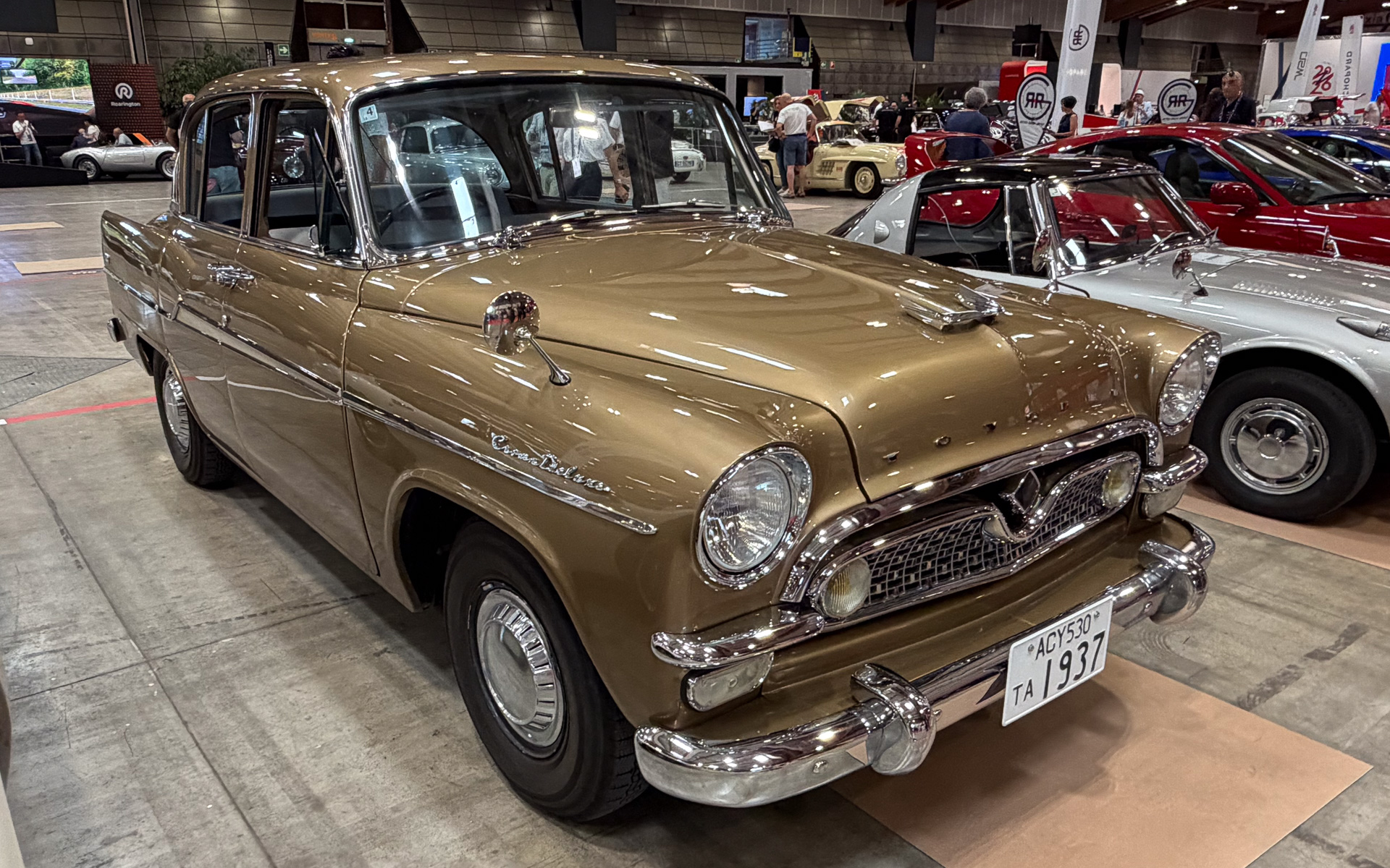【廃盤カラー】OneTigris 初代Hillridge ブラウン 画像］トヨタ、復刻した「初代クラウン」や「2000GT」で日本車メーカー