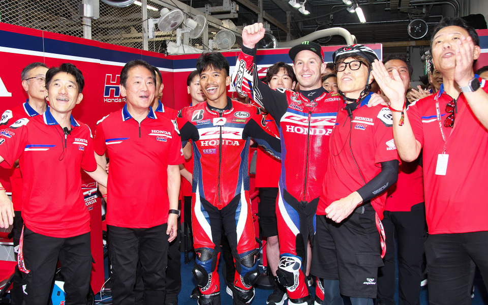 画像］鈴鹿8耐、優勝は30号車Honda HRCで5連覇達成 / 引退表明の中須賀