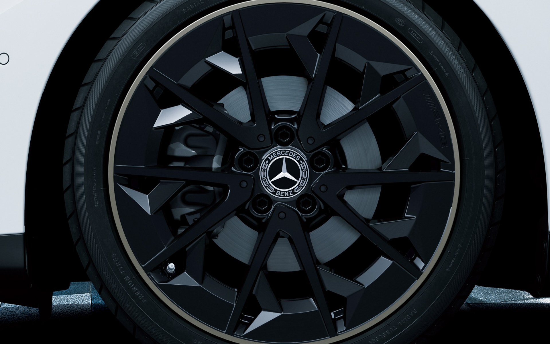 画像］メルセデス・ベンツ、限定200台の特別仕様車「CLA 180