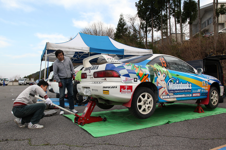 画像 サトリアネオの痛車 四国 久万高原で全日本ラリー選手権デビュー 痛車戦争勃発 高崎くす子ちゃん Vs めろんちゃん 26 35 Car Watch