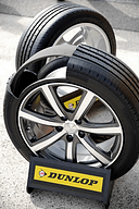 タイヤレビュー ダンロップの最新プレミアムコンフォート ビューロ Ve303 後編 プレミアムタイヤらしい快適性と静粛性を味わわせてくれる Car Watch