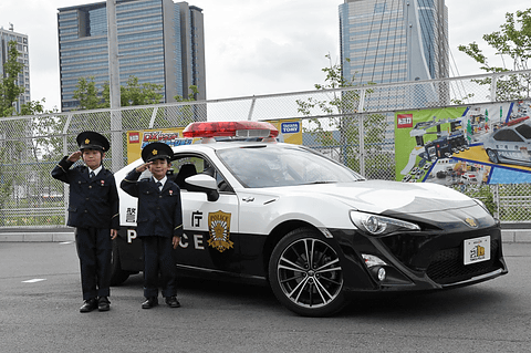 1 1 トミカ警察 トヨタ86パトロールカー がメガウェブで展示開始 Car Watch