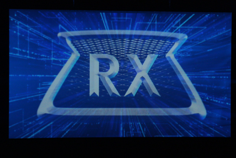 画像 レクサス 謎の覆面レスラー レスラー Rx も登場した Rx Amazing Night 新型 Rx が持つ エレガントさ と タフさ の2面性を覆面レスラーで表現 14 40 Car Watch