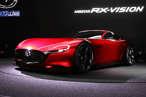 東京モーターショー15 ロータリー復活の狼煙 Mazda Rx Vision を展示したマツダ ブース Car Watch