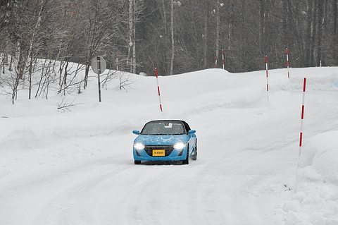 インプレッション オープンにしたホンダ S660 で雪上試乗 鷹栖コース Car Watch