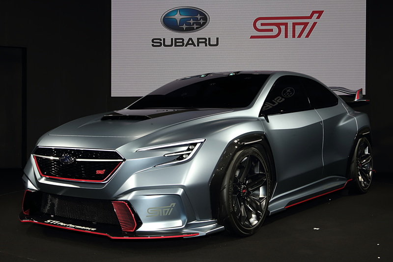 東京オートサロン 2018 スバル Stiと共同出展するブースで Subaru Viziv Performance Sti Concept 初公開 モータースポーツに参戦した レガシィ インプレッサ など展示