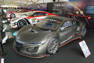 NSX GT3」を道上龍選手＆大津弘樹選手が富士でシェイクダウン - Car Watch