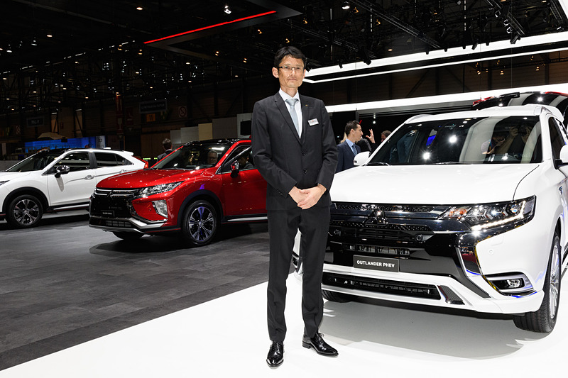 三菱　ハイブリッド
除雪機　MMS1180i  JN(ホンダ　HSM1180i OEM品 インタビュー】新型モーター、新型2.4リッターエンジン搭載の三菱