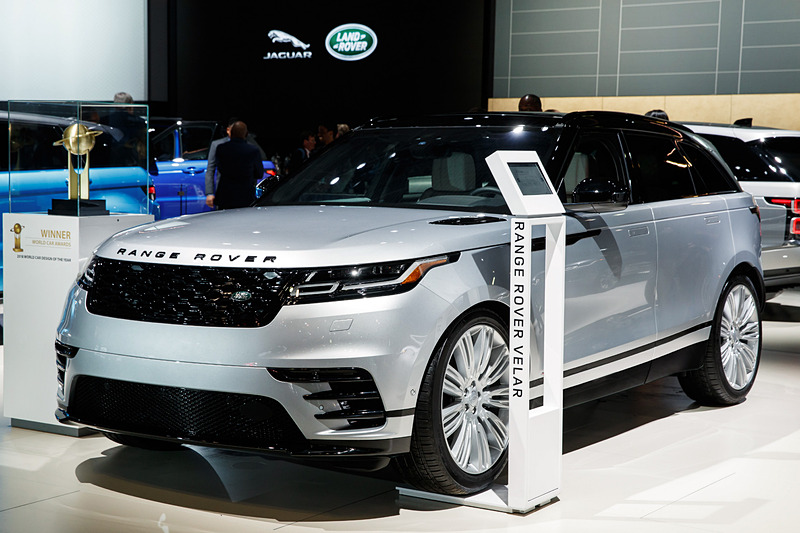 英ランドローバー、「レンジローバー ヴェラール」が「ワールド・カー