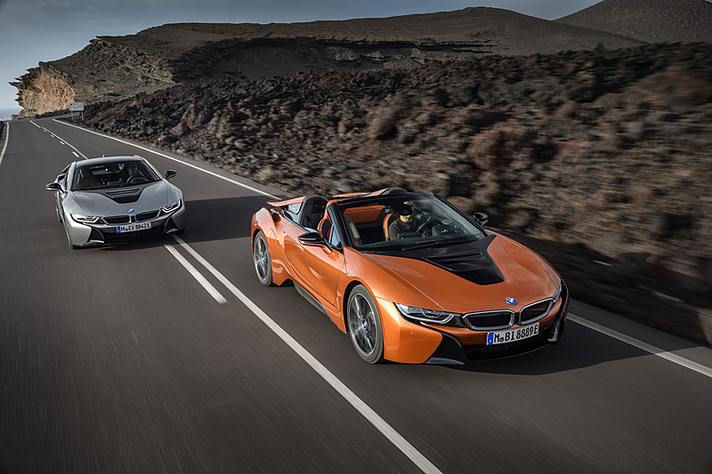 BMW、PHVスポーツカー「i8」のオープントップモデル「i8ロードスター