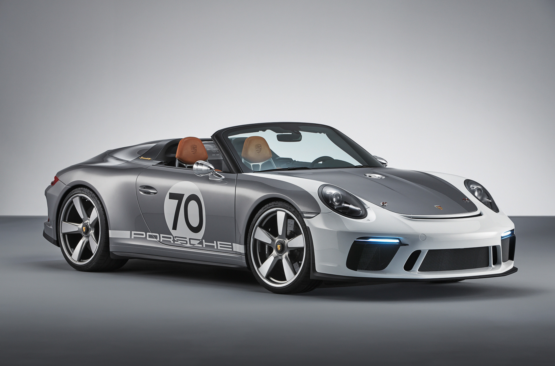 独ポルシェ 911スピードスターコンセプト 世界初公開 ポルシェのスポーツカー誕生70周年記念 Car Watch
