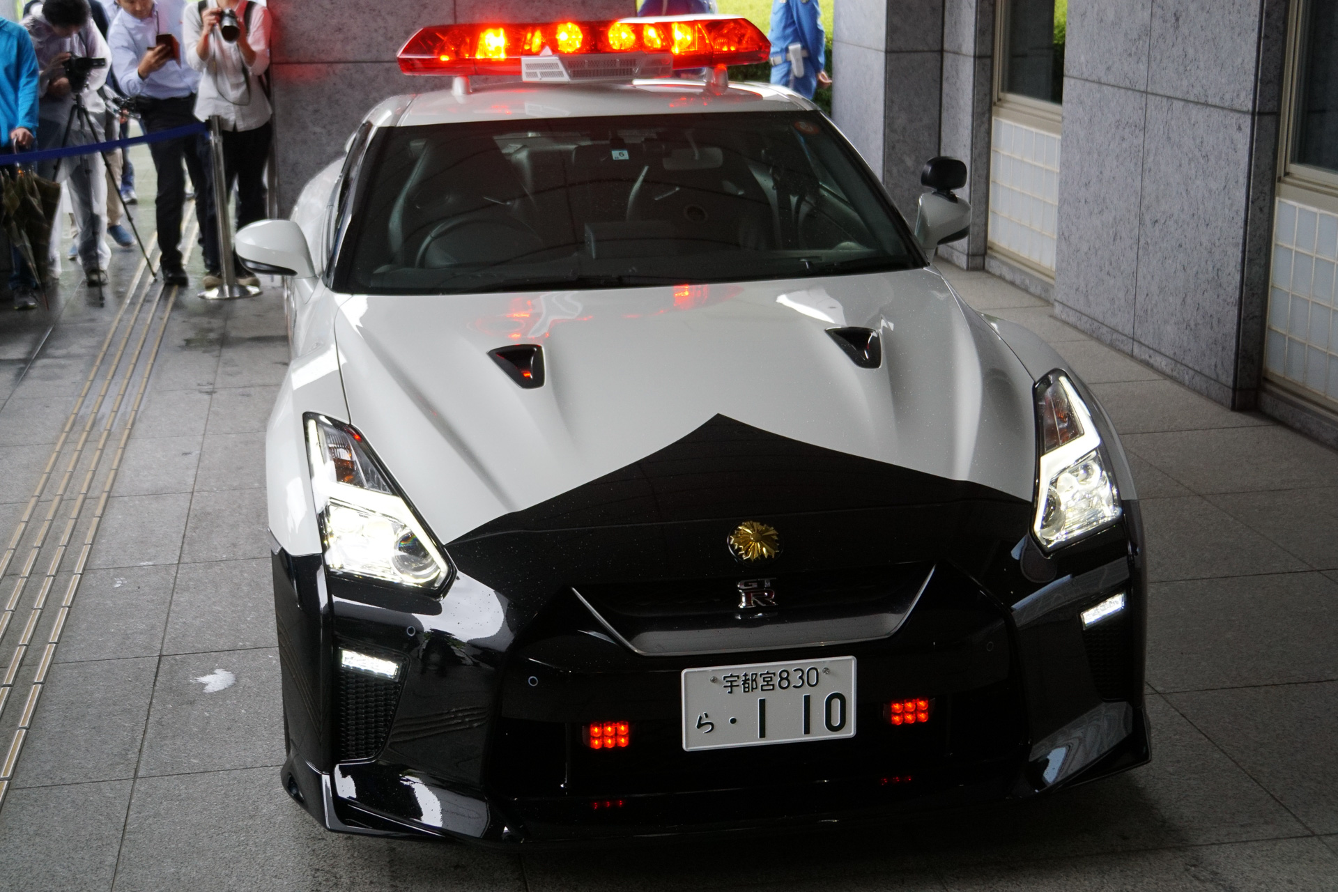 栃木県警察のr35型 日産gt Rパトカー を写真と動画で紹介 Car Watch