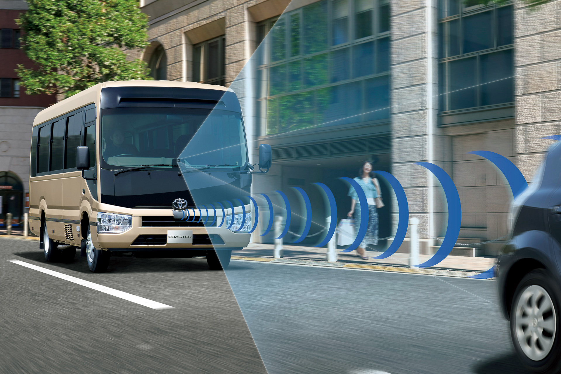 トヨタ、「コースター」を一部改良して「Toyota Safety Sense」標準