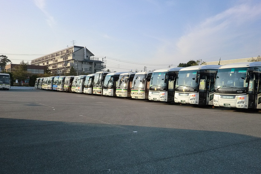 三重交通 F1日本gp開催日にjr名古屋駅と鈴鹿サーキットを往復する高速直通バス 18 F1 サーキットエクスプレス Car Watch